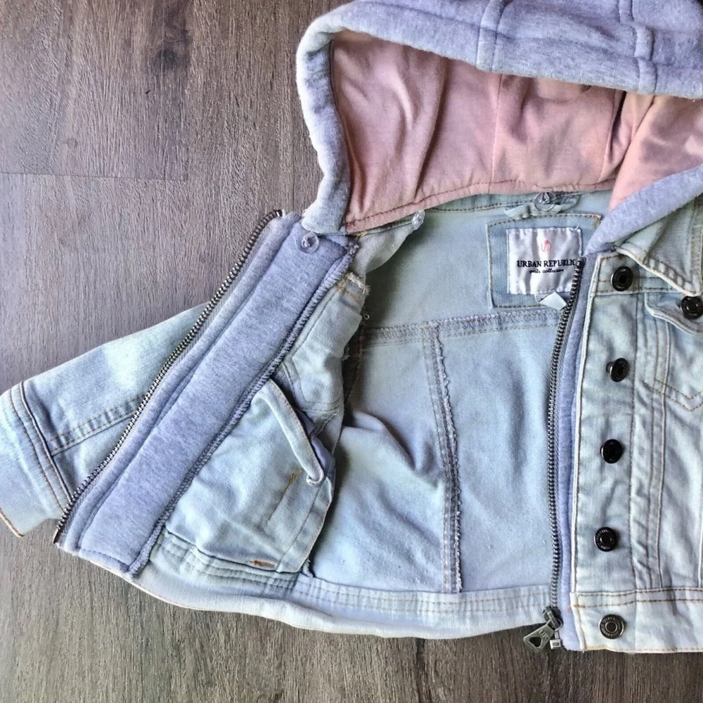 Urban Republic Denim Jacket Baby Girls 6-9 Months Hooded Zippered Blue Jean